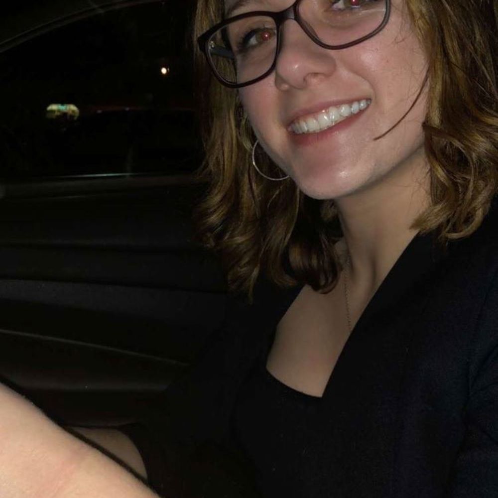 Meet your Posher, Stephanie